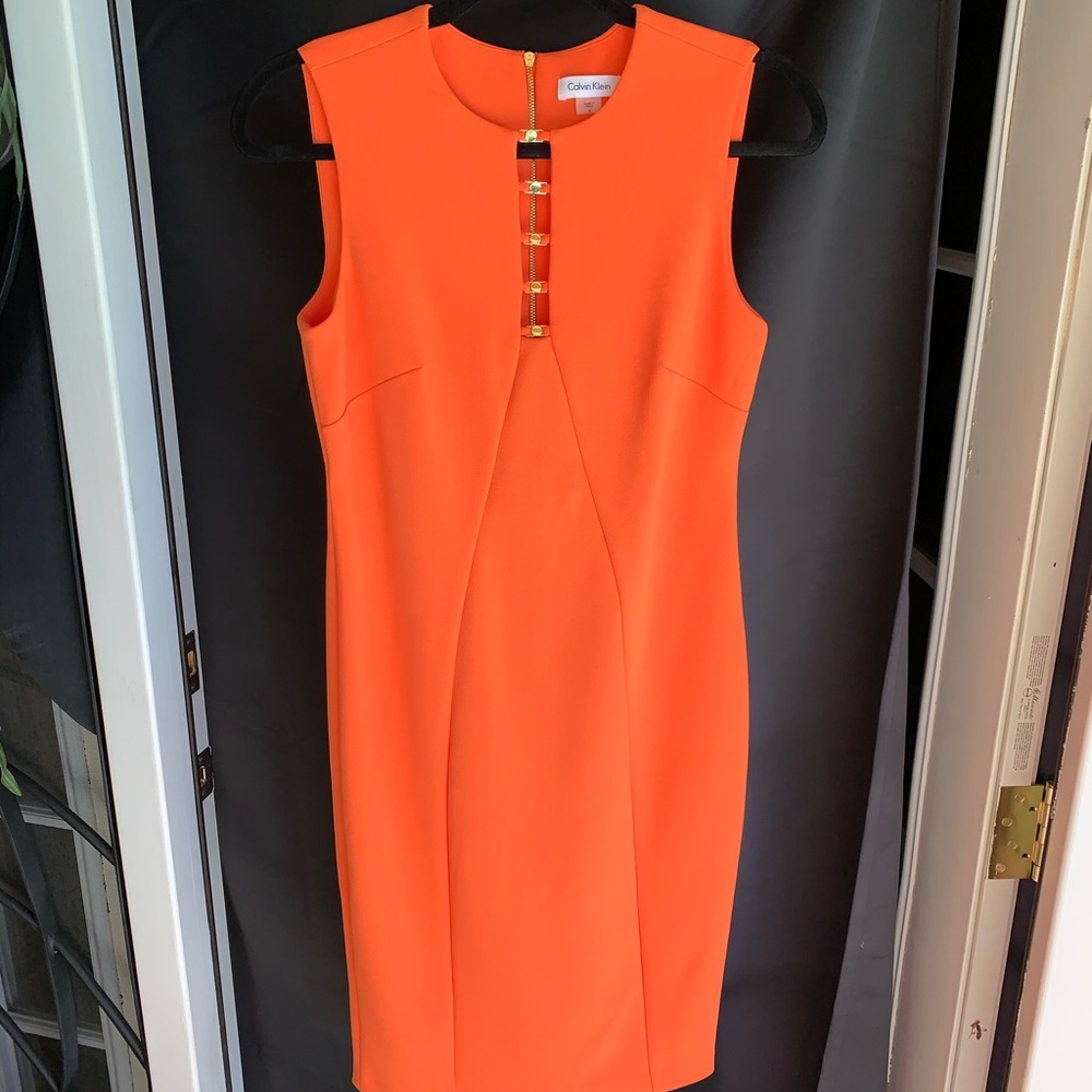 Sleeveless Orange bodycon dress